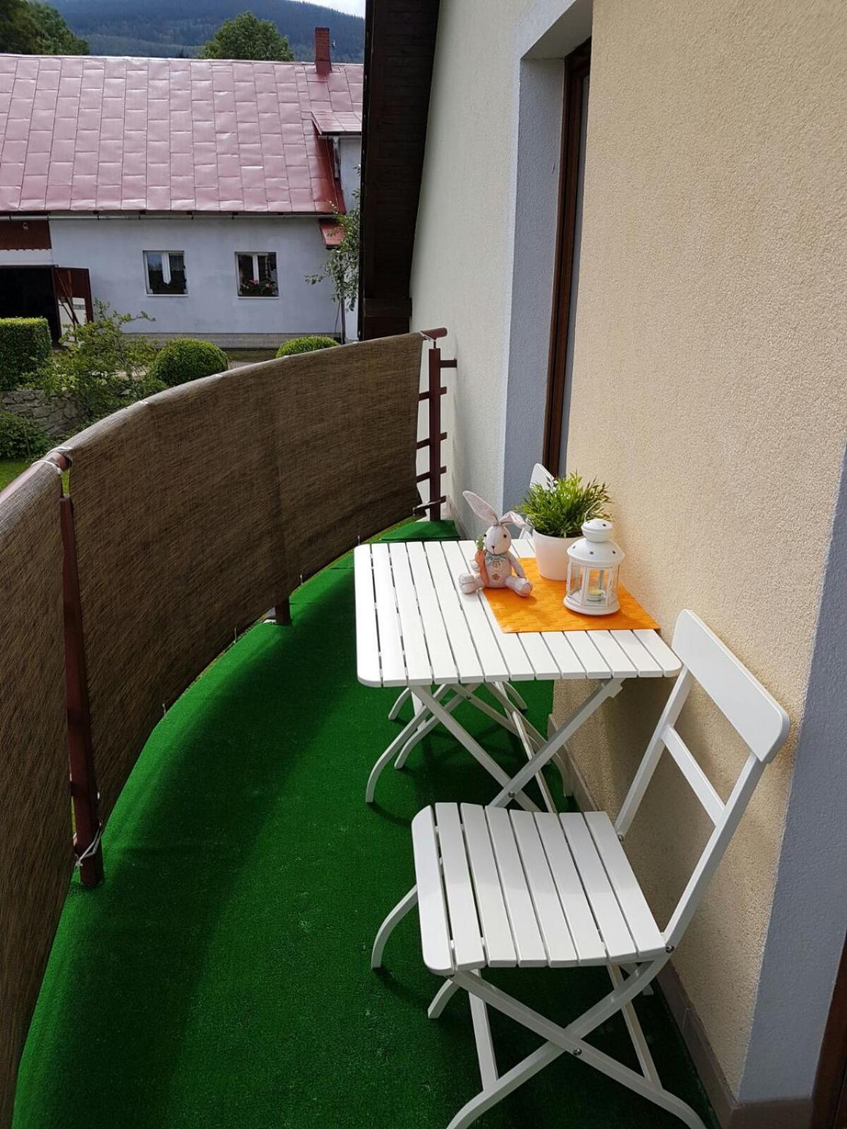 Apartment คาร์ปัตซ์ ภายนอก รูปภาพ
